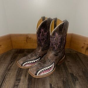 Tin Haul Man Eater Western Boots
